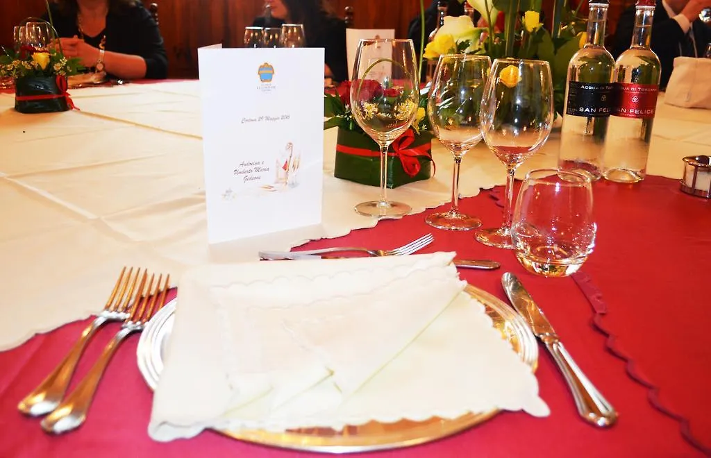 Hotel Oasi Neumann Cortona 3*,  Italy